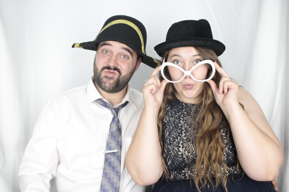 Mr & Mrs Guillen | View more photos from the event at gallery.myphotoboothexperience.co.uk/u/MyPhotoBoothExperienceLtd/Mr-Mrs-Guillen